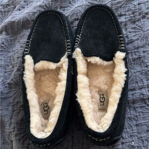 UGG Black Ansley Slipper